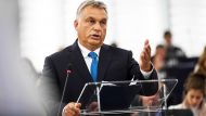 «Правительство Венгрии считает решение Европейского парламента о принятии резолюции Венгрии недействительным и в настоящее время анализирует необходимые правовые меры», - говорится в заявлении венгерских делегатов от Европейской народной партии (ЕНП)
