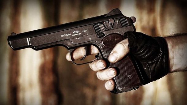 30 жовтня 2018, 14:00 Переглядів:   Поліцейський стріляв з пістолета Стєчкіна