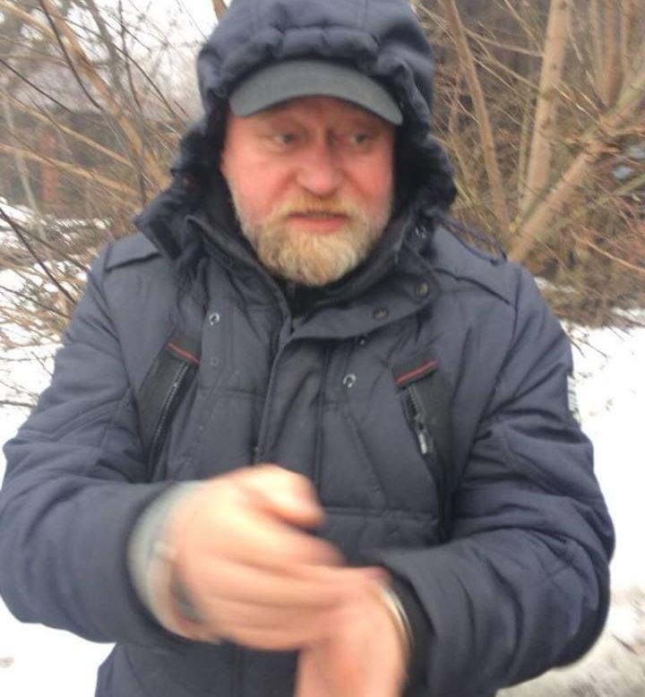Під виглядом переселенця, Володимир Рубан намагався провезти цілий арсенал зброї