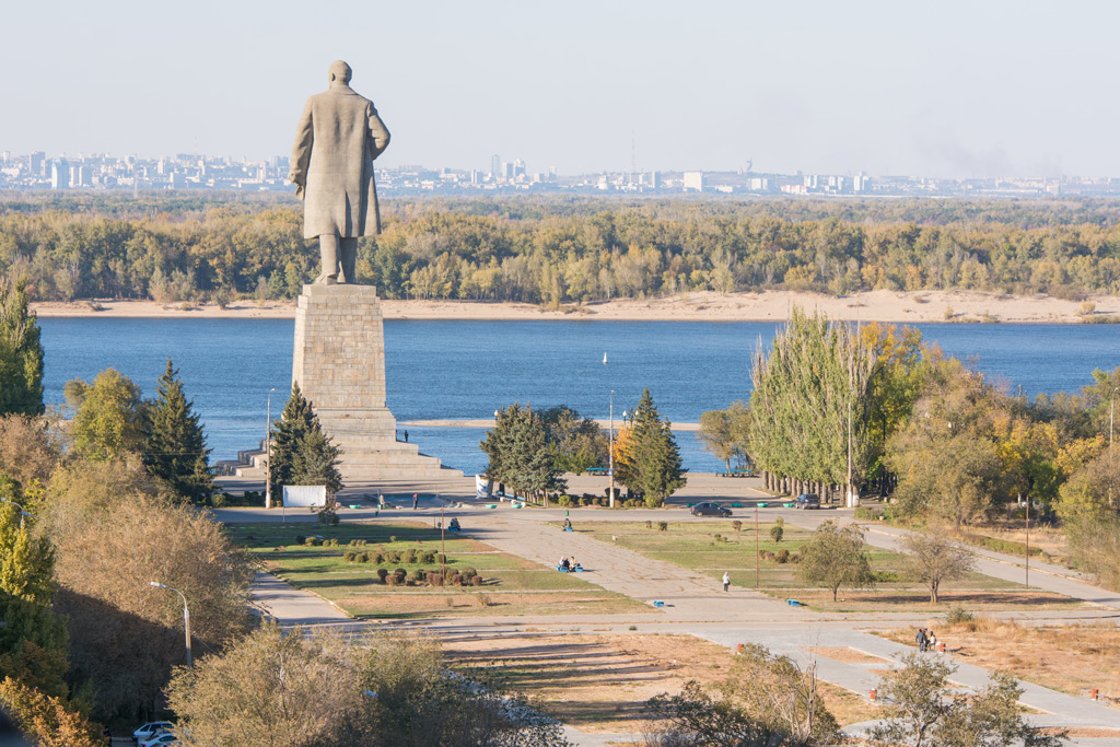 Крім меморіального комплексу на його території є храм і музей Сталіна, за відвідування якого доведеться заплатити близько 120 рублів