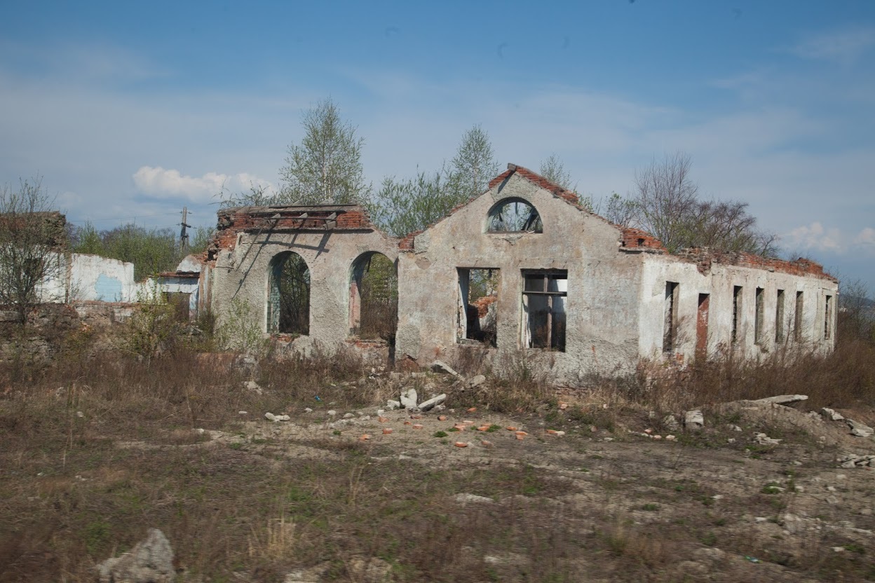 В цілому по будівлям помітно