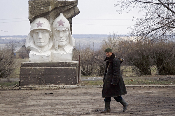 * На околиці Донецька, міста, який загубився між минулим і реальністю