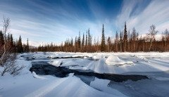 У цей час активно ламається і тане лід (Фото: Korzhonov Daniil, Shutterstock)   Дата за старим стилем 8 квітня   У цей день церква поминає святого Іродіона - апостола від сімдесяти