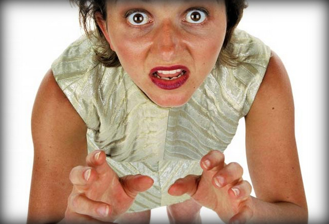 Енерговампіри обожнюють скупчення народу