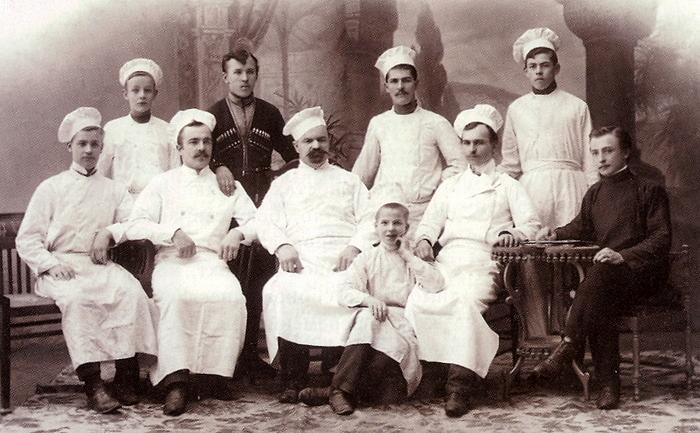 У 17 столітті все в тій же Англії знову НЕ встежили за стравою монарха - в цей раз це був уже Георг II