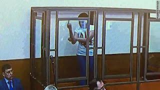 А ось що написала з приводу ганебного судилища над Савченко відома російська телеведуча і   актриса Тетяна Ла   заграви   : Знаєте, що я думаю