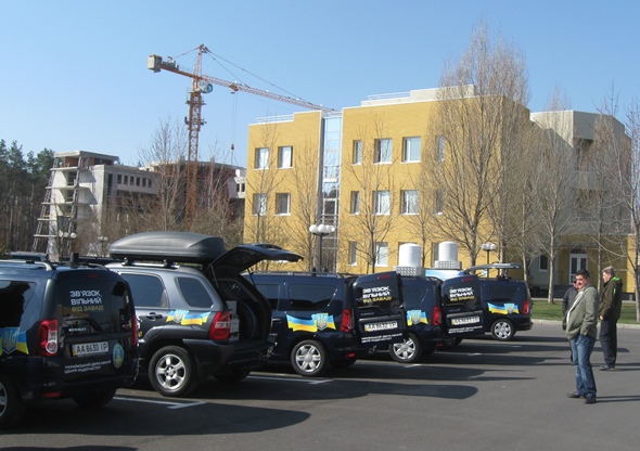 Більшість автомобілів УДЦР легкові
