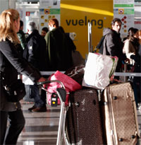 Російські диспетчери розгорнули в небі летів в Санкт-Петербург літак іспанської авіакомпанії-лоукостера Vueling Airlines через те, що рейс не був узгоджений