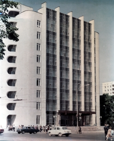 Функції Фабрики механізованого обліку були передані обчислювальний центр