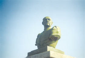 Після цього череп Сірко майже чверть століття залишався в Москві