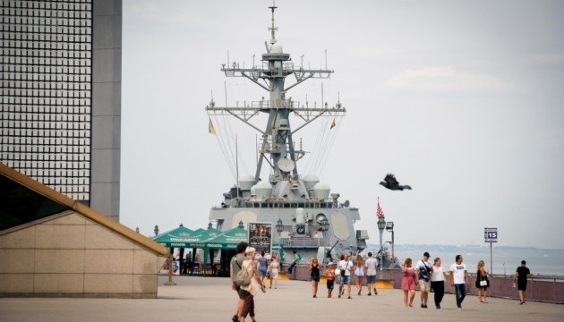 В Одесу прибув американський ракетний есмінець USS Porter / Фото: Ляшонок Ніна
