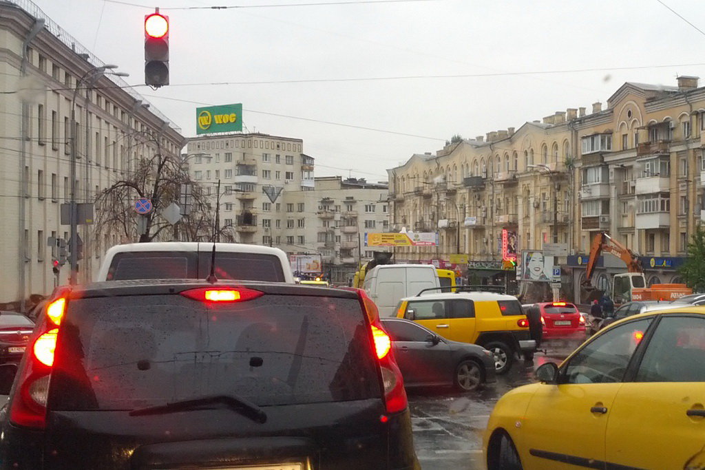 Тиждень з 16 по 22 лютого запам'ятається столичним автолюбителям в плані пробок як відносно спокійна