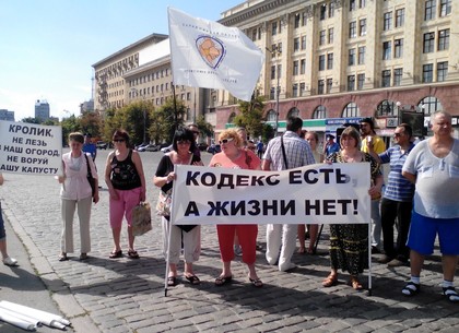 Тут таксисти мітингують проти введення касових апаратів