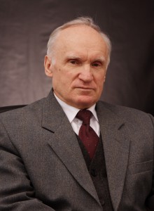 Відповідає доктор богослов'я, професор Московської духовної академії Олексій Ілліч Осипов