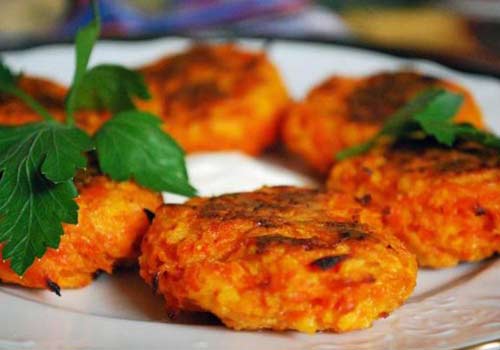 На 2 порції: 1 кг моркви, 1/2 ст