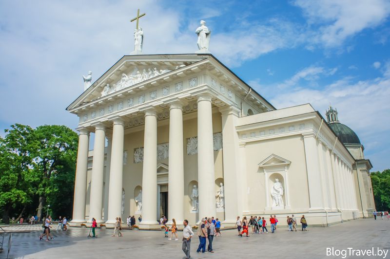 Кафедральний собор Святих Станіслава і Владислава у Вільнюсі