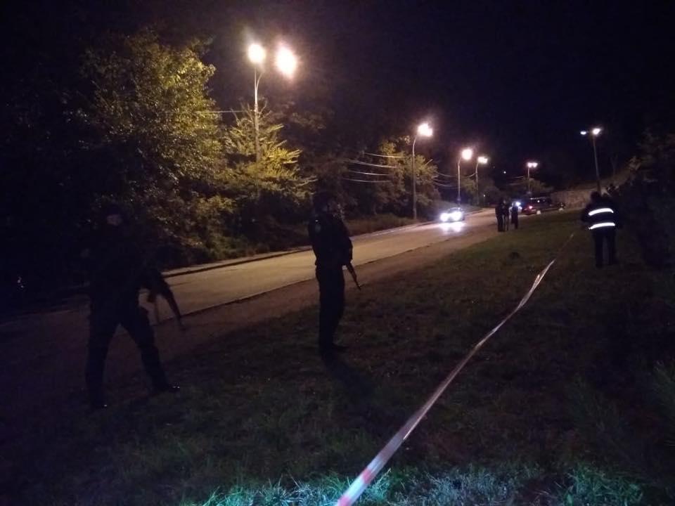 Спеціальний оперативний план для розшуку і затримання зловмисників продовжує діяти
