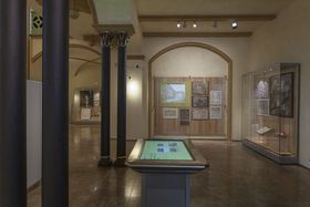 Нова експозиція на тему історії єврейського народу в чеських землях (Фото: Єврейський музей в Празі)   Особлива роль в новій експозиції відведено аудіовізуальним і інтерактивним методам презентації