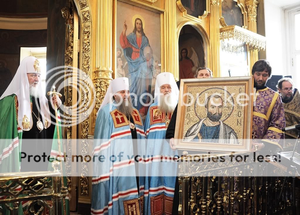 1 квітня 2012 Святійший Патріарх Московський і всієї Русі Кирил звершив чин великого освячення храму святителя Миколи Чудотворця в Кузнецької слободі в Москві - центрі духовного життя студентів і викладачів Православного Свято-Тихонівського гуманітарного університету ( ПСТГУ ), Який в цьому році відзначає 20-річчя з дня заснування