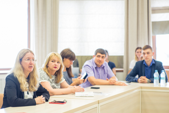 Крім того, як зазначається, протягом тижня фахівці дитячої клініки SickKids знайомилися з роботою української лікарні, і за результатами запропонували кілька кроків щодо вдосконалення роботи Охматдиту