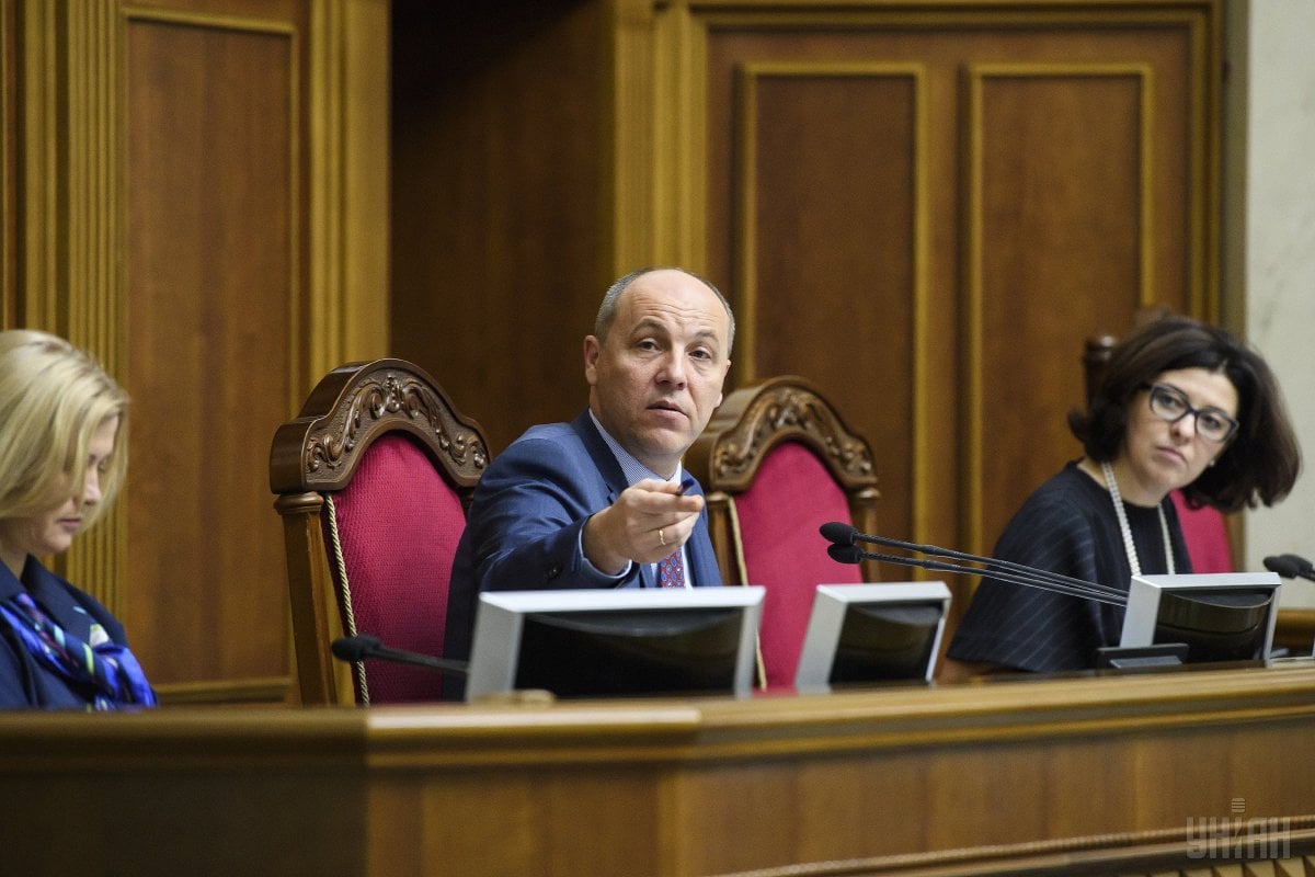 Параліч системи влади і роботи ВР був би однією з найгірших послуг, яка може бути зроблена для української обороноздатності на цьому етапі