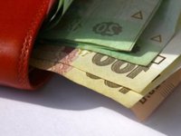 Що стосується фінансового забезпечення українських військовослужбовців, то, за словами президента, змінилася сама система оплати