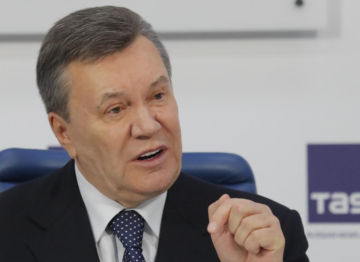 Адвокат екс-президента Віктора Януковича Олександр Горошинський заявив, що суд порушив право Януковича на захист, оголосивши про закінчення судового слухання справи і пішовши виносити вирок