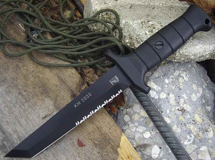Бойовий ніж «Kampfmesser 2000»