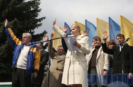 Ставайте поруч, не мовчіть, не бійтеся, не зволікайте