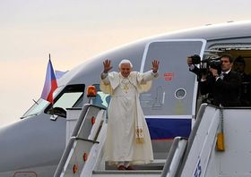 Фото: ЧТК   Візит Папи Бенедикта XVI можна назвати багато в чому знаковим для Чеської Республіки