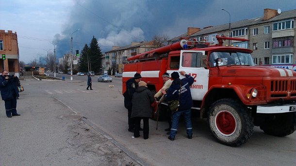 25 березня 2017, 10:52 Переглядів:   У місті продовжують чергувати рятувальники і поліція