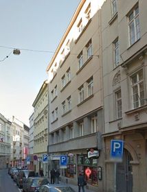Вулиця Ве Смечках, Фото: Google Street View   - Полум'яний революціонер пивом аж ніяк не гидував