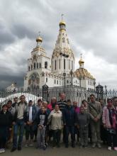 14 липня старше Серафимо-Жировицькому братство організувало паломницьку поїздку до Свято-Єлисаветинської жіночий монастир міста Мінська для дітей-інвалідів та їх батьків