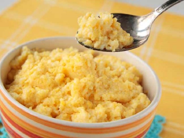 Кукурудзяна каша,