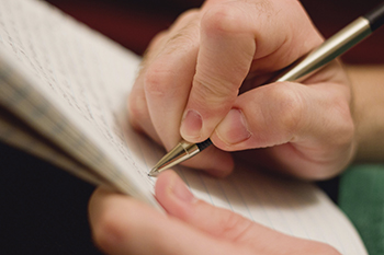 Щоденні записи в книзі Джозефа Сміта History of the Church засновані на щоденниках, які він вів починаючи з листопада 1832 р І його історія доповнюється з щоденників і документів багатьох інших, чиї особисті історії зібрані воєдино, щоб відтворити докладне оповідання про початок Церкви за життя Джозефа Сміта