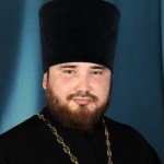 Ще поправді кажу вам, що коли б двоє з вас на землі погодились про всяку річ, то коли вони будуть попросили, буде їм від Отця Мого Небесного, бо, де двоє або троє зібрані в моє ім'я, там Я серед них ( Мф
