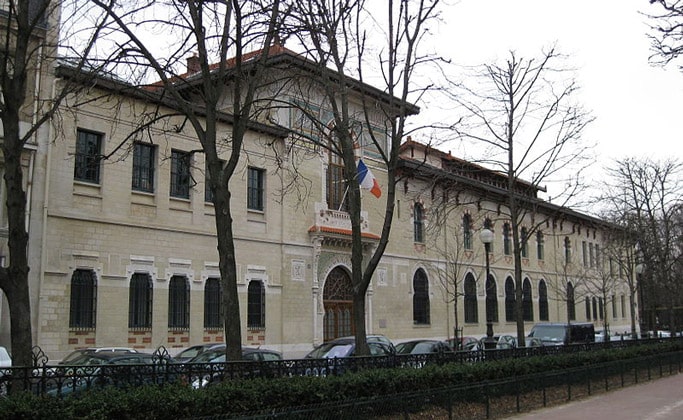 Сучасним еквівалентом школи можна вважати Російську академію народного господарства і державної служби при Президентові Російської Федерації та Дипломатичну академію МЗС РФ разом узяті