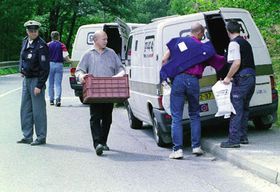 Броньований автомобіль охоронної агентури «Group 4 Securitas» (Фото: ЧТК)   Все говорить про те, що злочинці працювали професійно