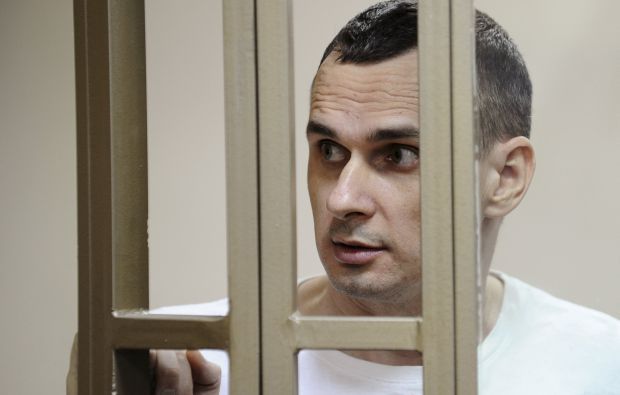 14 травня Сенцов оголосив голодування з вимогою звільнити всіх українських політв'язнів